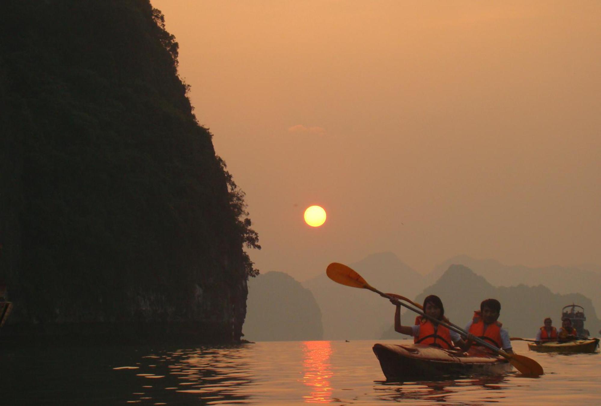 Ruby Cruise Hotel Ha Long Eksteriør billede