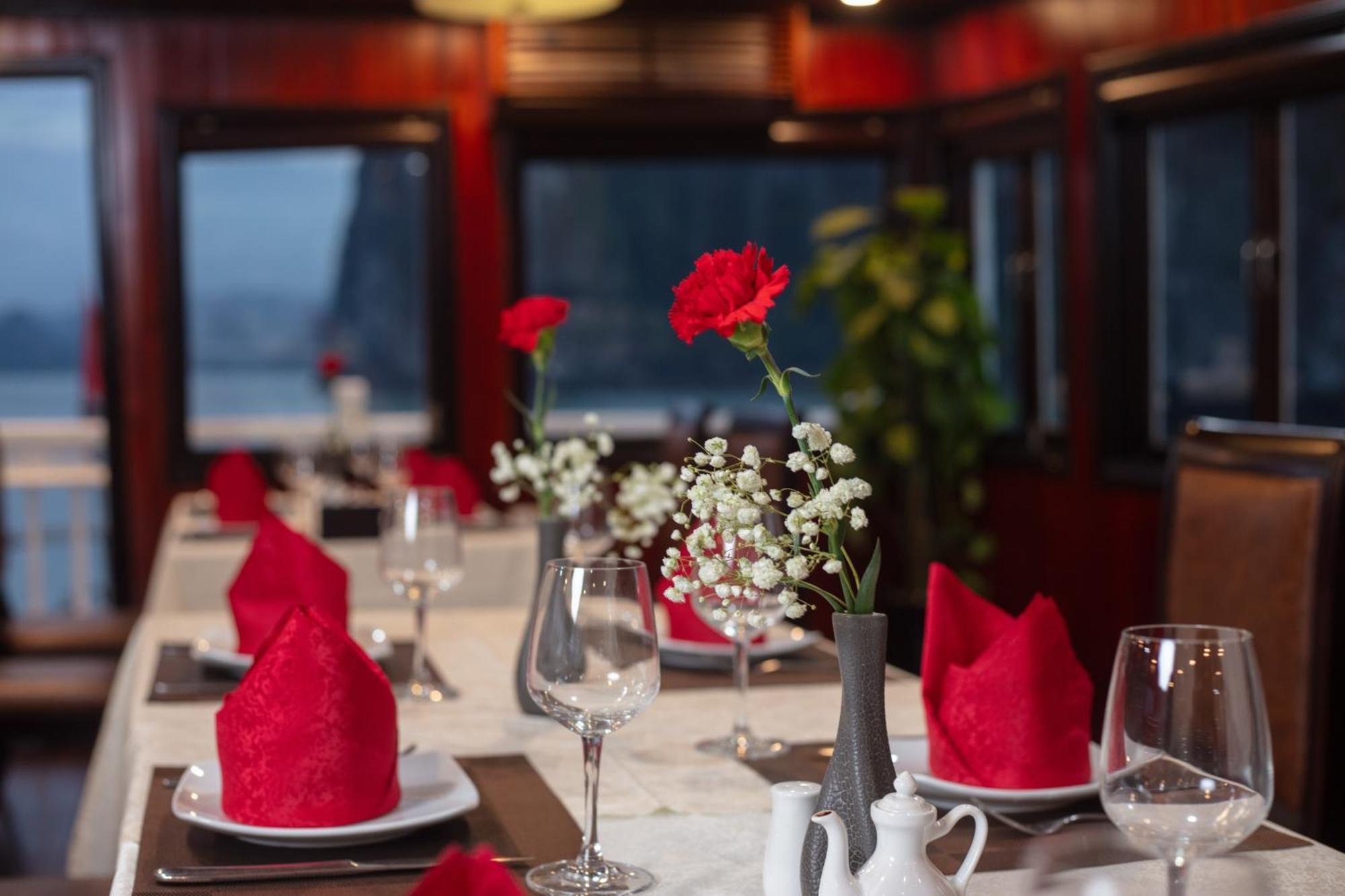 Ruby Cruise Hotel Ha Long Eksteriør billede